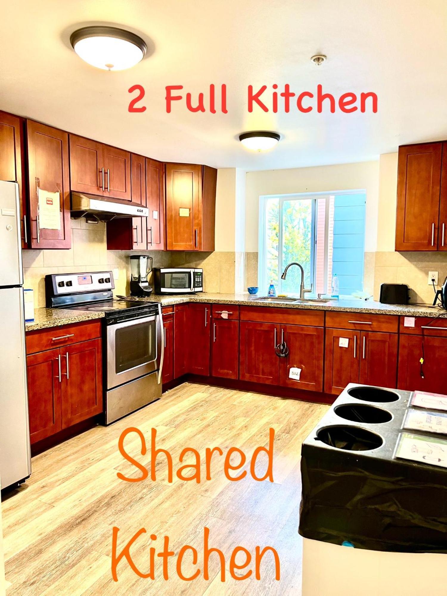 Private Room With Shared Bathroom On The 1St Floor 10 Minutes Walk To University Of Washington Сиатъл Екстериор снимка